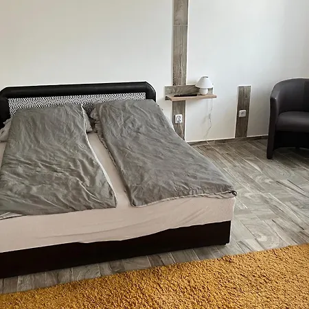 Апартаменты Pitypang Apartmanhaz Занка