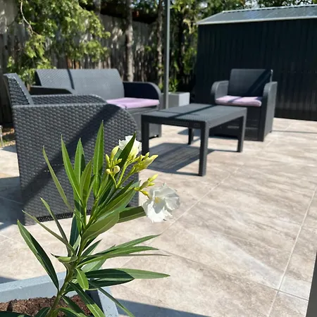 Pitypang Apartmanhaz Апартаменты