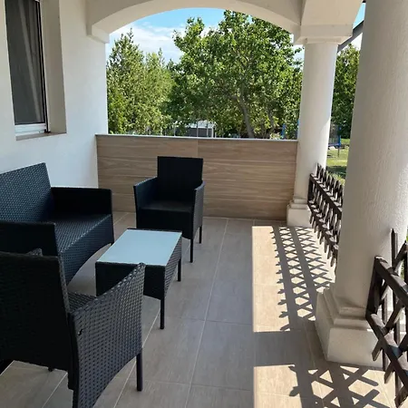 Апартаменты Pitypang Apartmanhaz